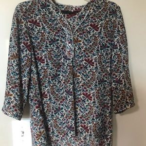 NEGOTIATIONS OPEN Floral Quarter Button Top